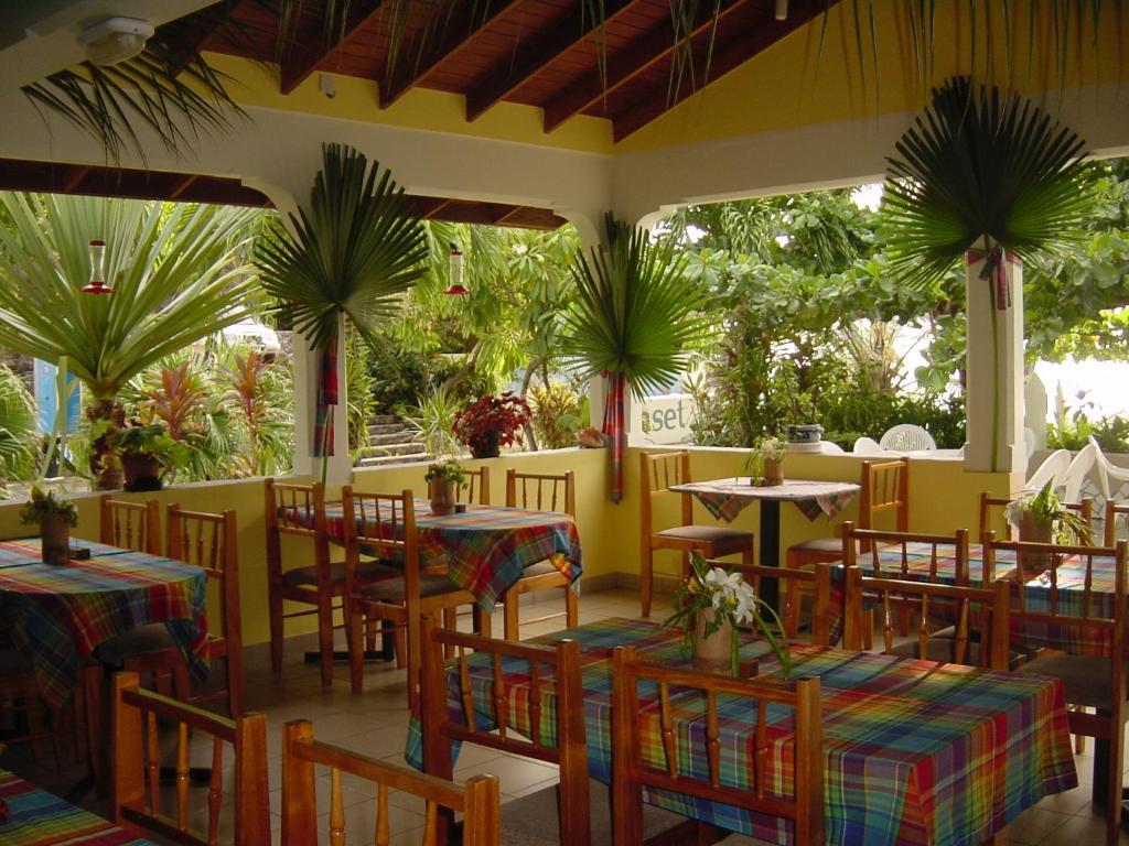Sunset Bay Club & Seaside Dive Resort Salisbury Екстериор снимка